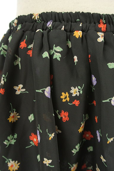 Ninamew（ニーナミュウ）の古着「レトロ小花柄フレアミニスカート（ミニスカート）」大画像４へ