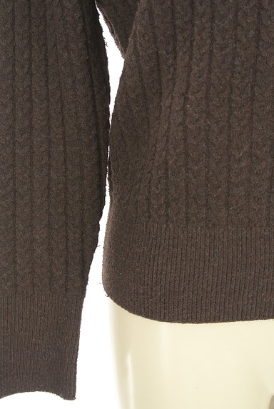 YECCA VECCA（イェッカヴェッカ）の古着「肩ボタンかぎ針セーター（セーター）」大画像５へ