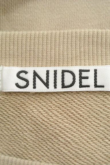 Snidel（スナイデル）の古着「デコルテ見せゆるっとトレーナー（スウェット・パーカー）」大画像６へ