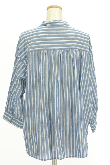 SM2（サマンサモスモス）の古着「さらり涼し気なストライプシャツ（カジュアルシャツ）」大画像２へ