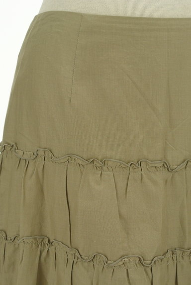 CLATHAS（クレイサス）の古着「カットワーク刺繍膝丈フレアスカート（スカート）」大画像４へ