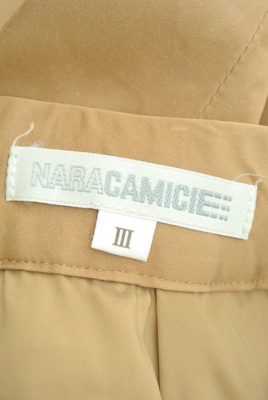NARA CAMICIE（ナラカミーチェ）の古着「タックテーパード艶パンツ（パンツ）」大画像６へ