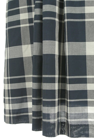 KEITH（キース）の古着「軽やか素材のチェック柄スカート（ロングスカート・マキシスカート）」大画像５へ