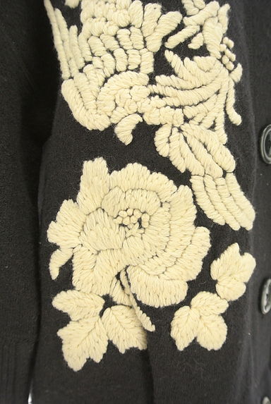 VIVIENNE TAM（ヴィヴィアンタム）の古着「立体刺繍のリブ切替カーディガン（カーディガン・ボレロ）」大画像５へ