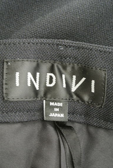 INDIVI（インディヴィ）の古着「センタープレステーパードパンツ（パンツ）」大画像６へ