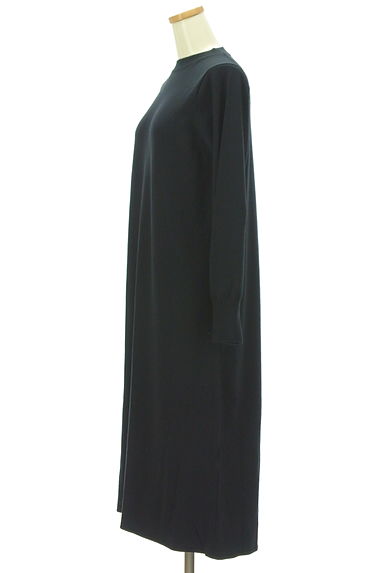 Couture Brooch（クチュールブローチ）の古着「シンプル後ろスリットロングニットワンピース（ワンピース・チュニック）」大画像３へ