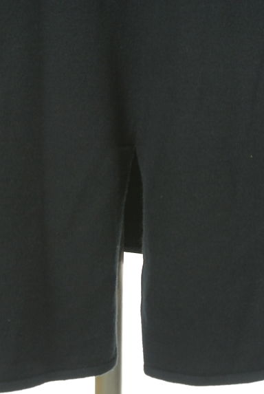 Couture Brooch（クチュールブローチ）の古着「シンプル後ろスリットロングニットワンピース（ワンピース・チュニック）」大画像５へ