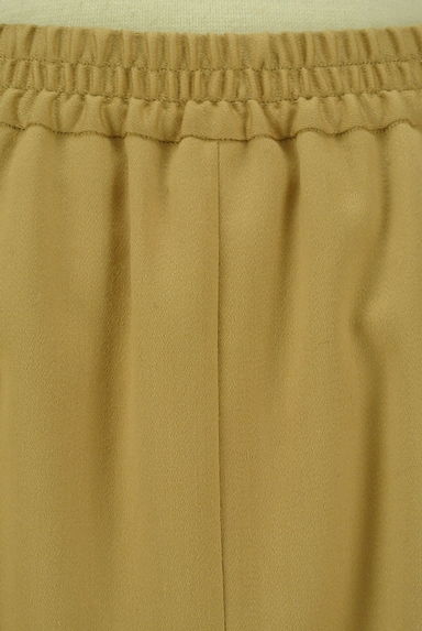 LAUTREAMONT（ロートレアモン）の古着「なめらか艶感の膝丈フレアスカート（スカート）」大画像４へ