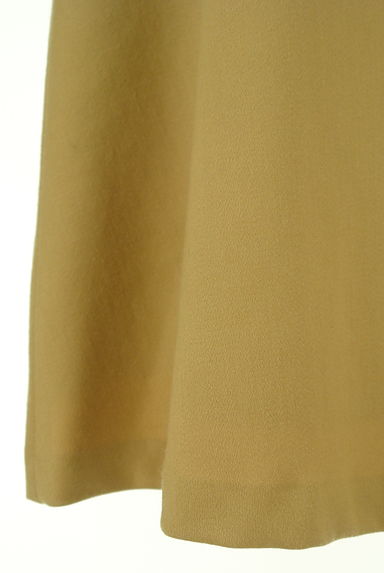 LAUTREAMONT（ロートレアモン）の古着「なめらか艶感の膝丈フレアスカート（スカート）」大画像５へ