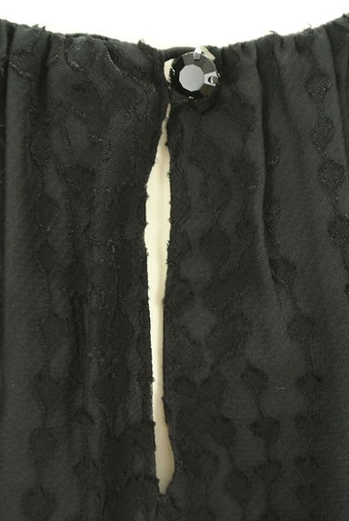 ARMANI（アルマーニ）の古着「刺繍シアーブラウス（カットソー・プルオーバー）」大画像４へ