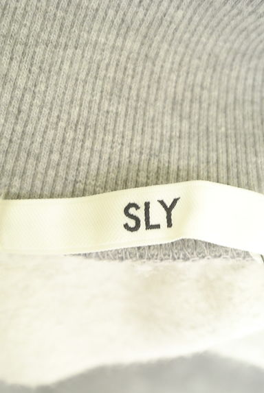 SLY（スライ）の古着「裏起毛ボリューム袖クロップドトレーナー（スウェット・パーカー）」大画像６へ