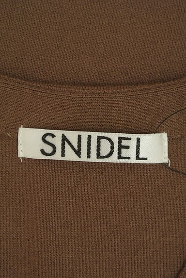 Snidel（スナイデル）の古着「ウエストリボンミドル丈Vネックニット（ニット）」大画像６へ