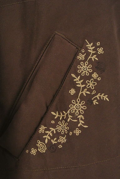 drug store's（ドラッグストアーズ）の古着「ナチュラル刺繍のミドル丈中綿コート（コート）」大画像５へ