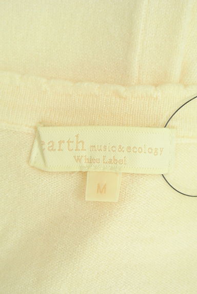 earth music&ecology（アースミュージック＆エコロジー）の古着「お花ボタンのコンパクトカーディガン（カーディガン・ボレロ）」大画像６へ