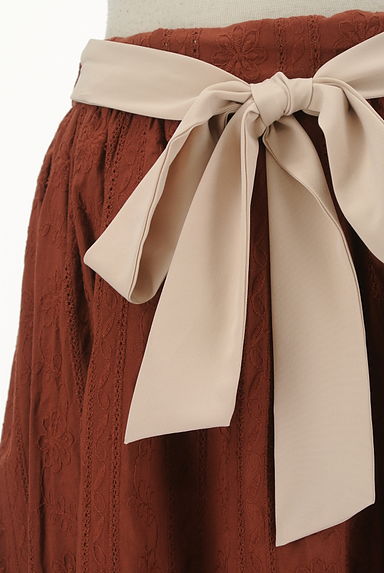 axes femme（アクシーズファム）の古着「ウエストリボン二枚仕立てミモレスカート（ロングスカート・マキシスカート）」大画像４へ