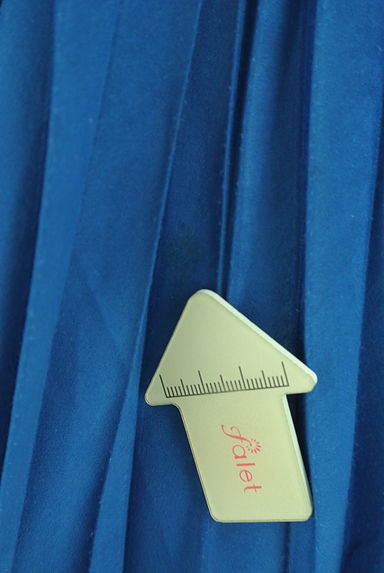 heliopole（エリオポール）の古着「艶マットなミモレ丈テールプリーツスカート（ロングスカート・マキシスカート）」大画像５へ