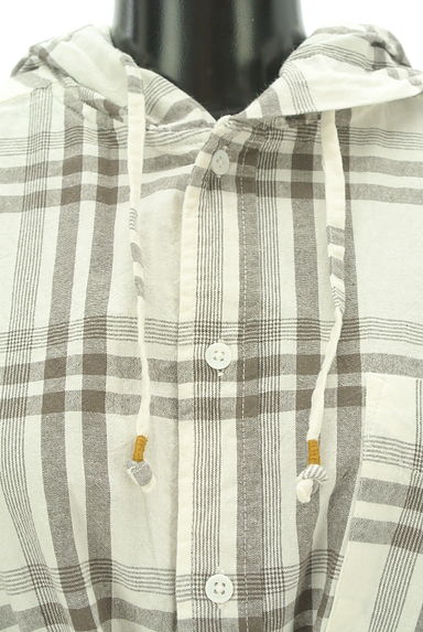 CUBE SUGAR（キューブシュガー）の古着「ドロストフーディチェックシャツ（カジュアルシャツ）」大画像４へ
