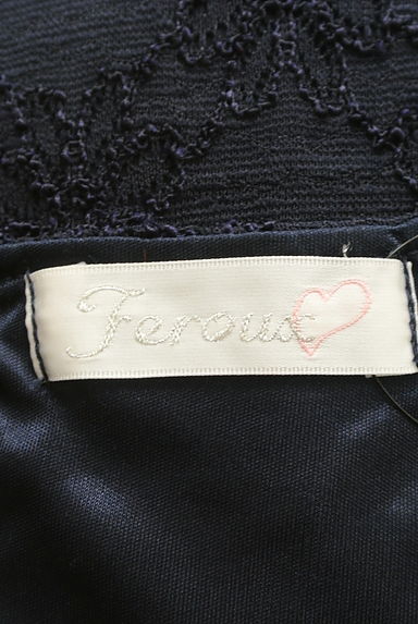 Feroux（フェルゥ）の古着「裾シフォンお花刺繍ペプラムプルオーバー（カットソー・プルオーバー）」大画像６へ