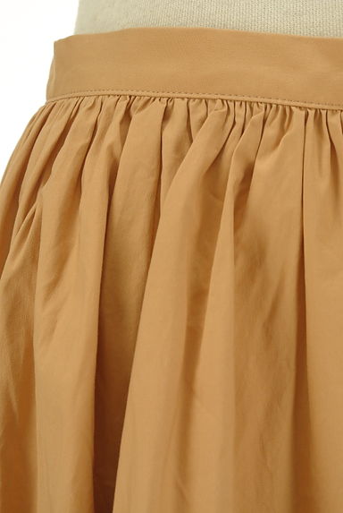 BEAMS Women's（ビームス　ウーマン）の古着「膝上丈ギャザーフレアスカート（スカート）」大画像４へ