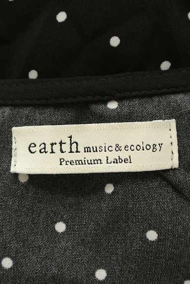 earth music&ecology（アースミュージック＆エコロジー）の古着「フリル＆ドットペプラムプルオーバー（カットソー・プルオーバー）」大画像６へ
