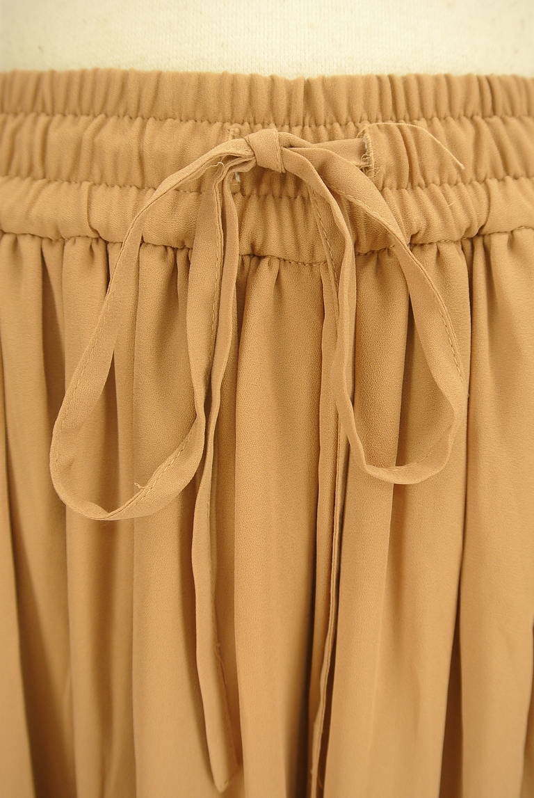 Couture Brooch（クチュールブローチ）の古着「商品番号：PR10284778」-大画像4