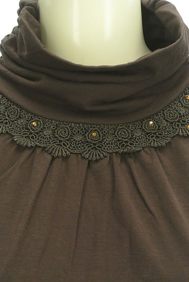 axes femme（アクシーズファム）の古着「襟袖レース飾りのハイネックカットソー（カットソー・プルオーバー）」大画像４へ