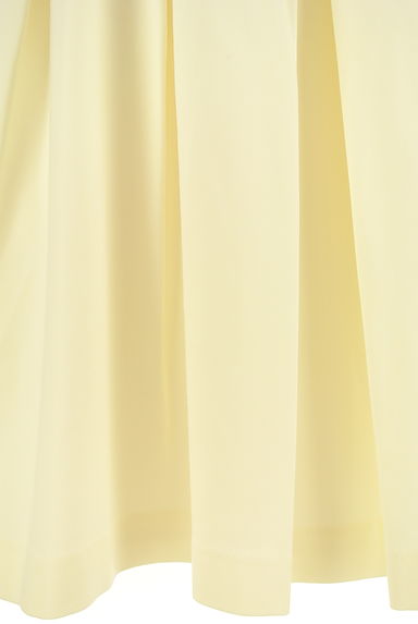 MOROKO BAR（モロコバー）の古着「ストレッチタックフレアひざ下スカート（ロングスカート・マキシスカート）」大画像５へ