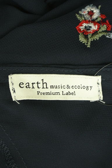 earth music&ecology（アースミュージック＆エコロジー）の古着「フラワー刺繍シアーロングカーディガン（カーディガン・ボレロ）」大画像６へ