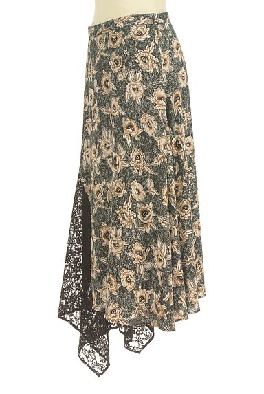 Lois CRAYON（ロイスクレヨン）の古着「アシメサイドレース花柄ミモレスカート（ロングスカート・マキシスカート）」大画像３へ