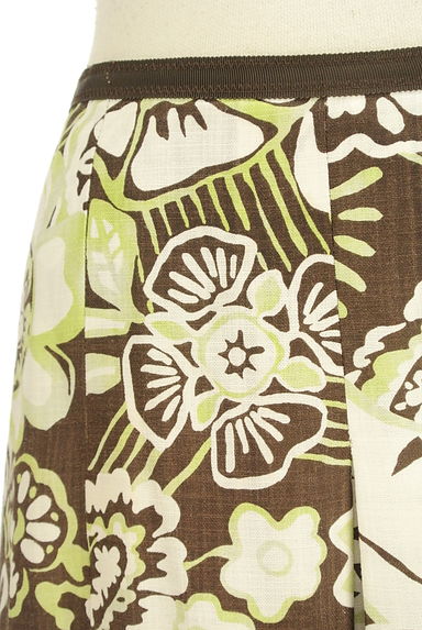 LAUTREAMONT（ロートレアモン）の古着「エスニック花柄ひざ丈タックスカート（スカート）」大画像４へ