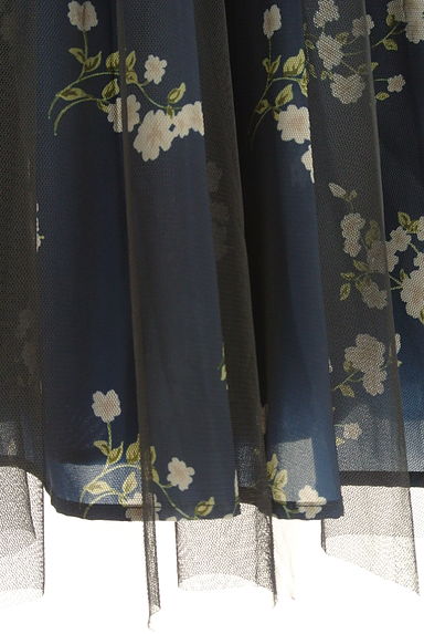 MERCURYDUO（マーキュリーデュオ）の古着「花柄チュール重ね膝丈フレアスカート（スカート）」大画像５へ