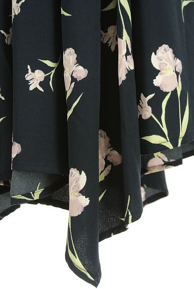 MERCURYDUO（マーキュリーデュオ）の古着「サイドスリットイレヘム花柄ロングスカート（ロングスカート・マキシスカート）」大画像５へ