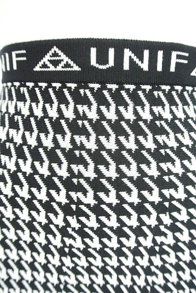 UNIF（ユニフ）の古着「千鳥柄ニットフレアミニスカート（ミニスカート）」大画像４へ