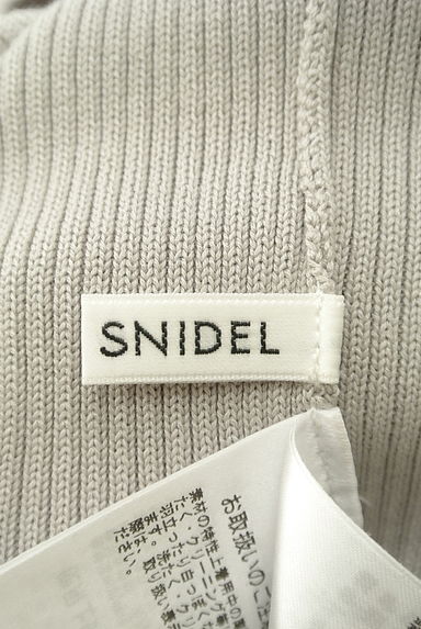 Snidel（スナイデル）の古着「バックボタンリブニット（ニット）」大画像６へ