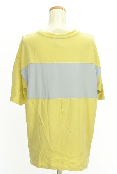 CUBE SUGAR（キューブシュガー）の古着「別地切替オーバーサイズTシャツ（Ｔシャツ）」大画像２へ