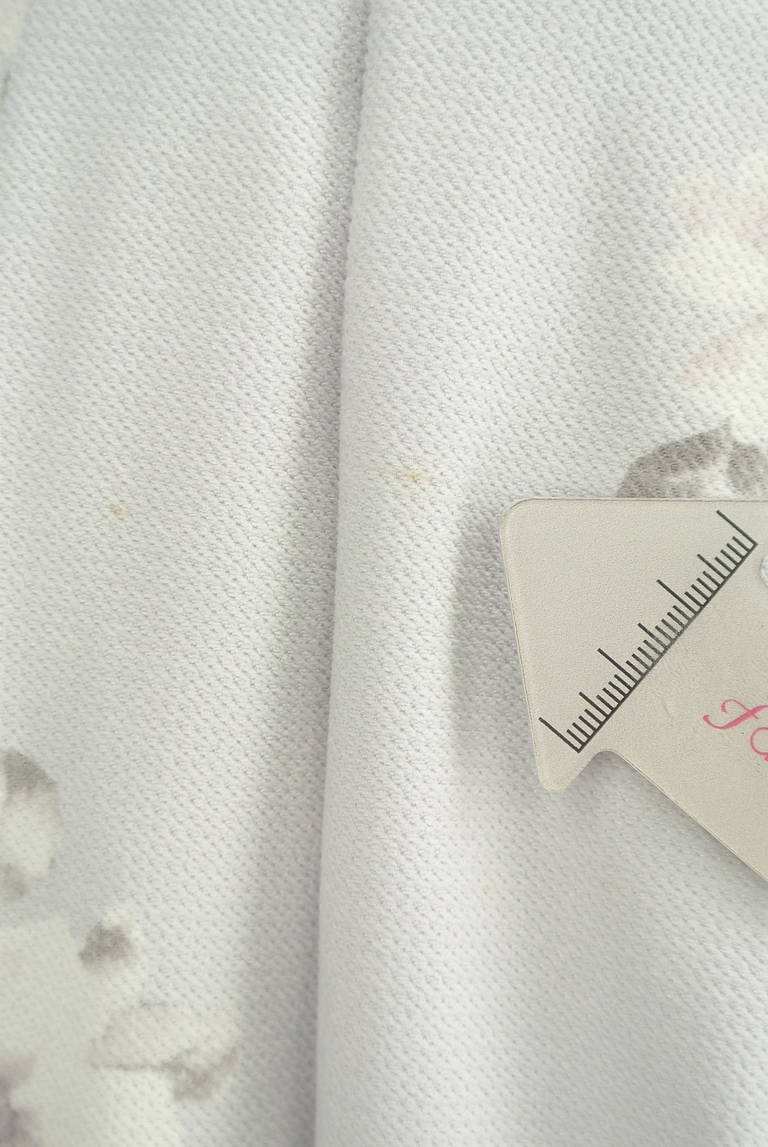 BE RADIANCE（ビーラディエンス）の古着「商品番号：PR10288281」-大画像5