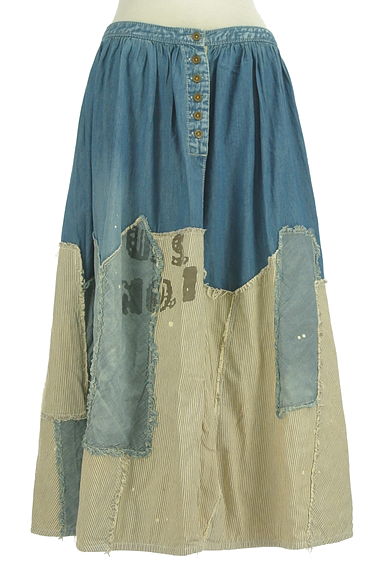 CUBE SUGAR（キューブシュガー）の古着「パッチワーク風デニムロングスカート（ロングスカート・マキシスカート）」大画像１へ