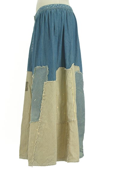 CUBE SUGAR（キューブシュガー）の古着「パッチワーク風デニムロングスカート（ロングスカート・マキシスカート）」大画像３へ
