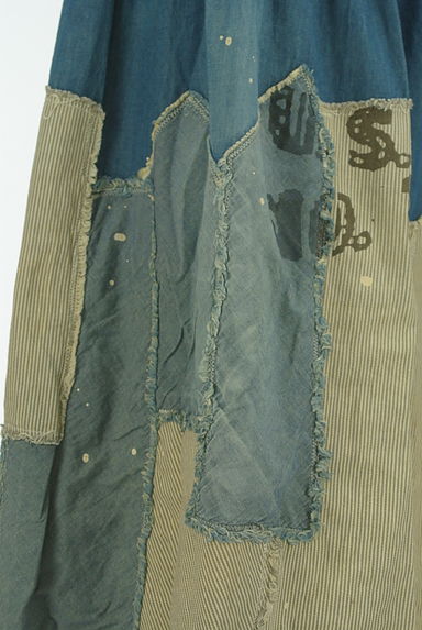 CUBE SUGAR（キューブシュガー）の古着「パッチワーク風デニムロングスカート（ロングスカート・マキシスカート）」大画像５へ