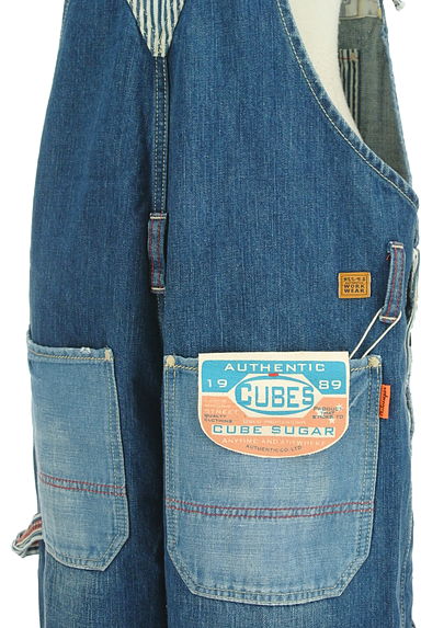 CUBE SUGAR（キューブシュガー）の古着「ウォッシュド加工デニムオーバーオール（オーバーオール・サロペット）」大画像５へ
