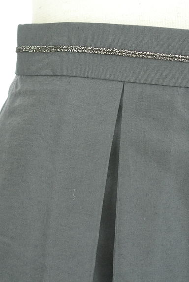 UNTITLED（アンタイトル）の古着「裾オーガンジー膝上タックスカート（スカート）」大画像４へ