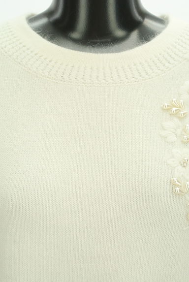 Debut de Fiore by LAISSE PASSE（デビュー・ド・フィオレ）の古着「パール×刺繍デザインセーター（セーター）」大画像４へ