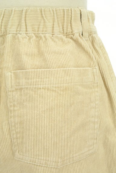 Melan Cleuge（メランクルージュ）の古着「コーデュロイセミワイドパンツ（パンツ）」大画像５へ