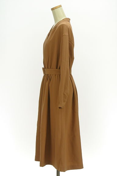 Couture Brooch（クチュールブローチ）の古着「きれいめタックスリーブロングワンピ（ワンピース・チュニック）」大画像３へ