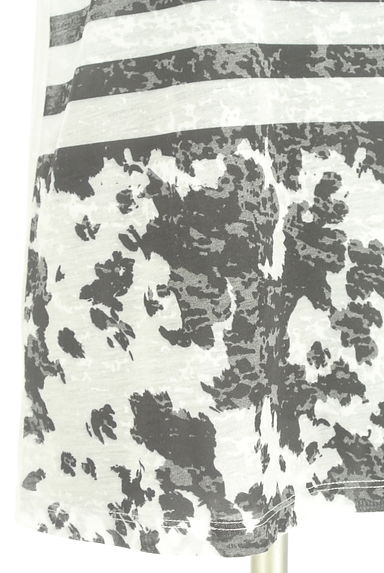 PATRIZIA PEPE（パトリッツィアペペ）の古着「モノトーンボーダーカットソー（カットソー・プルオーバー）」大画像５へ