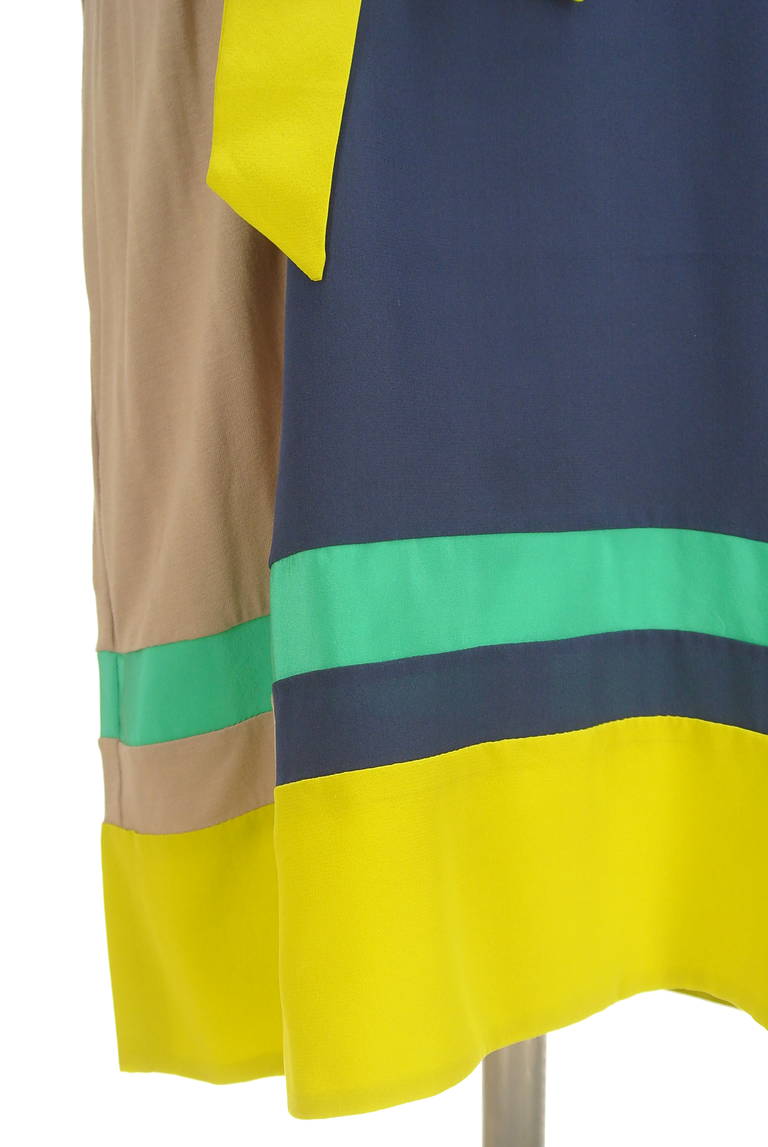 BCBG MaxAzria（ビーシービージーマックスアズリア）の古着「商品番号：PR10290837」-大画像5