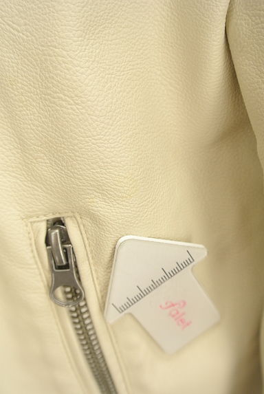 AZUL BY MOUSSY（アズールバイマウジー）の古着「エコレザーライダースジャケット（ブルゾン・スタジャン）」大画像５へ
