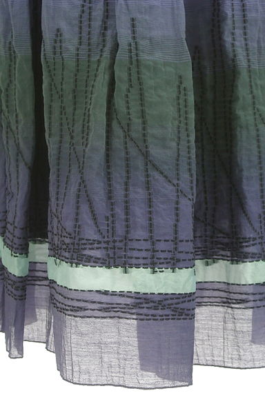 GREED INTERNATIONAL（グリードインターナショナル）の古着「裾刺繍グラデーションロングスカート（ロングスカート・マキシスカート）」大画像５へ