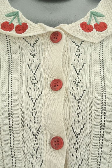 axes femme（アクシーズファム）の古着「サクランボ刺繍透かし編みカーディガン（カーディガン・ボレロ）」大画像５へ