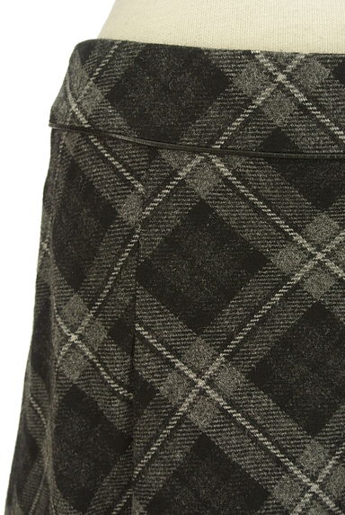 Reflect（リフレクト）の古着「膝丈チェック柄ウールスカート（スカート）」大画像４へ
